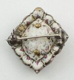jewelry clasp 17th century.jpg