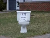 Toilet 001.webp
