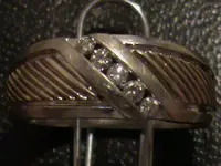 mens di studamond ring & 086.webp