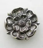 tudor-rose-pin-badge-in-fine-english-pewter-gift-boxed-1014-p.webp