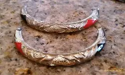 Gold_Bracelet1_Irvine_Reginal_Park_060311.webp