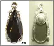 3 hunts earring.webp