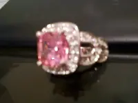 pinkring.webp