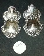 earrings.webp