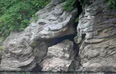 cave 1.webp