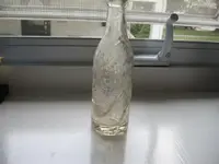zeliebottle 002 (Small).webp