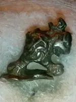 silver_right.webp