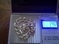 gold braclet.webp