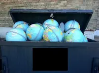 globes1.webp