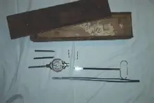 SpanishDipNeedle1.webp