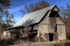 barn resized.webp