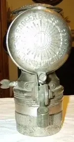 Headlight - Antique Gas - adjuster nut - on back.webp