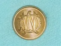 button entangled DW.webp