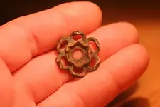 NH FINDS 10-02 010.webp