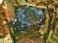 sealed_cave-pingdis.webp