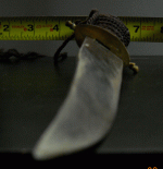 India-knife-hilt-top-copy.gif