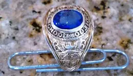 Morley_Field_Gold_Ring2_091011.webp