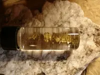 quartz.webp