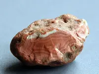 Agate-SuperiorRed-Img_5999SS.webp
