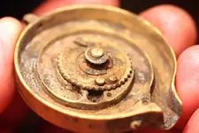 NH FINDS 10-31 022.webp