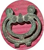Tudor Clothes Fastener.webp