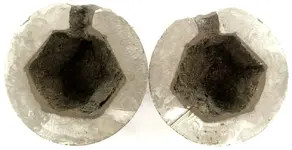 shell_halfsection_12pounder_Polygonal-Cavity_Diamond-shape-frags_best_photobyRelicman_A2329B.webp