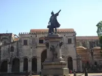 Monumento y Catedral.webp