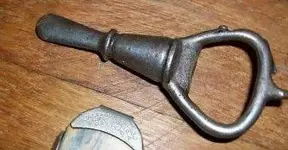 Bottle Opener William Painterss.webp