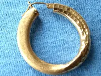 earring1.webp