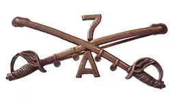 insignia_POSTWAR_Cavalry_US_clasp-pin-attachment_early-20th-century_front.webp