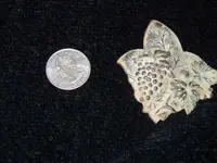 brooch2.webp