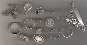 2011jewelry.webp