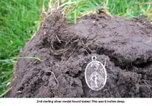 Silver quarter & 2 St. Chris medals 004.webp