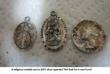 Silver quarter & 2 St. Chris medals 011.webp
