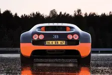 Bugatti-Veyron-16_4-Super-Sport-3-thumb-550x371.webp