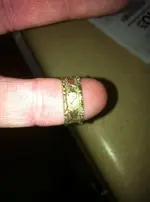 gold ring 2.webp