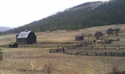 Abandoned-Barn-off-US-97.jpg