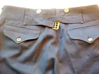 buckle_pants-wait-adjuster_on-pants_02cavgrouping8.webp
