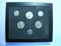 Display cases 002.webp