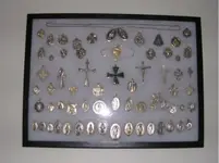 Display cases 003.webp