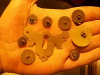 FEB 26TH CELLAR HOLE BUTTON DAY 010.webp