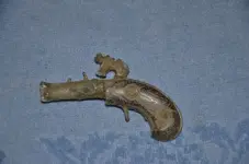 gun-1.webp