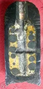 shell_halfsection_Dyer_3inch_1st-model_caseshot_sulfurmatrix_photobySC.webp