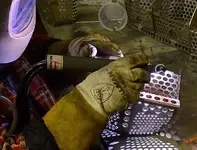 scoop  welding tight shot.webp