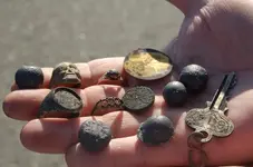 gold & silver finds (27).webp