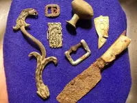 MAY 26TH TINY SHOE BUCKLE & TONS OF BUTTONS 007.webp