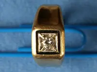 pinky ring1.webp