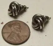 earrings.webp