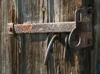 latch002.webp