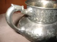 1 urn 2.webp